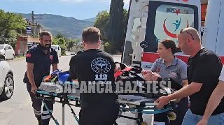 SAPANCA'DA MOTOSİKLET KAZASI: 1 YARALI SAPANCA'DA MOTOSİKLET KAZASI: 1 YARALI